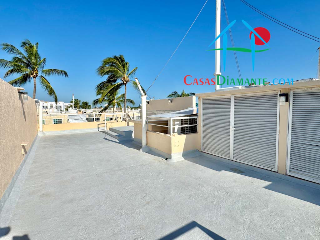 Puente del Mar Catana F 32 - Roof garden 3 Puente del Mar Catana F 32 - Roof garden 3